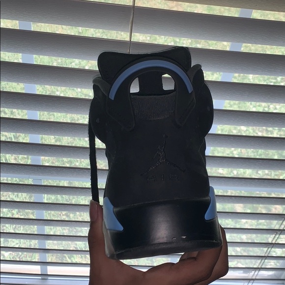 Jordan “UNC” 6s - Picture 3 of 4